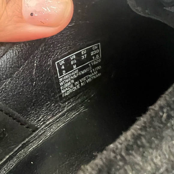 Black Clark’s Wallabees - Picture 8 of 9